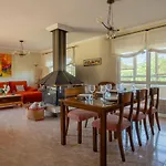 Villa Esturión *
