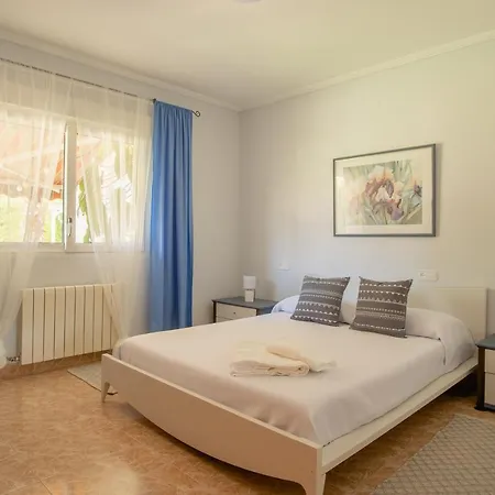Esturion El Albir
